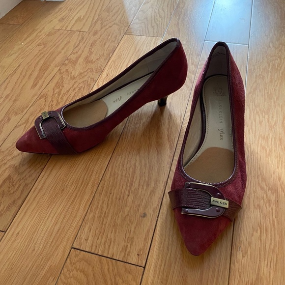 Anne Klein Burgundy Suede Heels - Picture 1 of 3